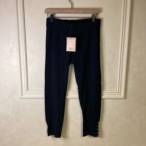 New! Vintage Juicy Couture Black Cropped Leggings w/gold snaps